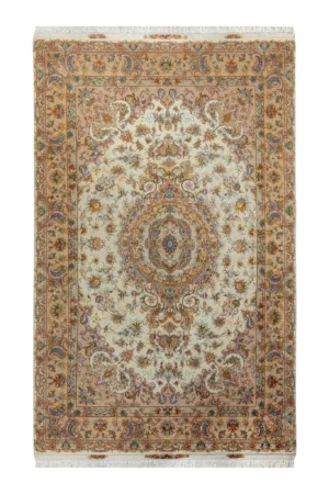 Tabriz Khatibi Persian carpet in ivory and beige, 3×2 m, 6 sqm 60 Raj, silk & wool, handwoven in Iran.