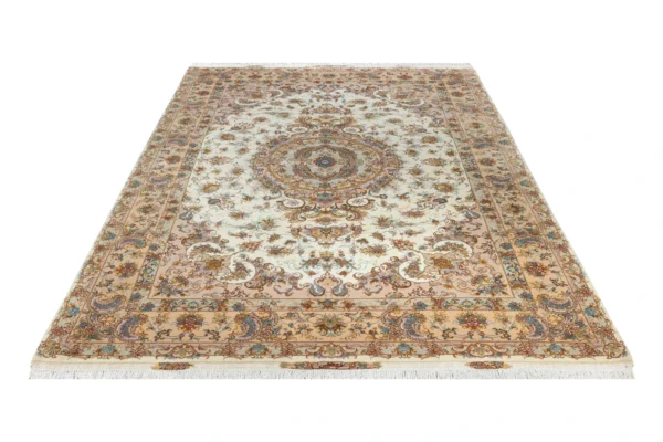 Tabriz Khatibi Persian carpet in ivory and beige, 3×2 m, 6 sqm 60 Raj, silk & wool, handwoven in Iran.