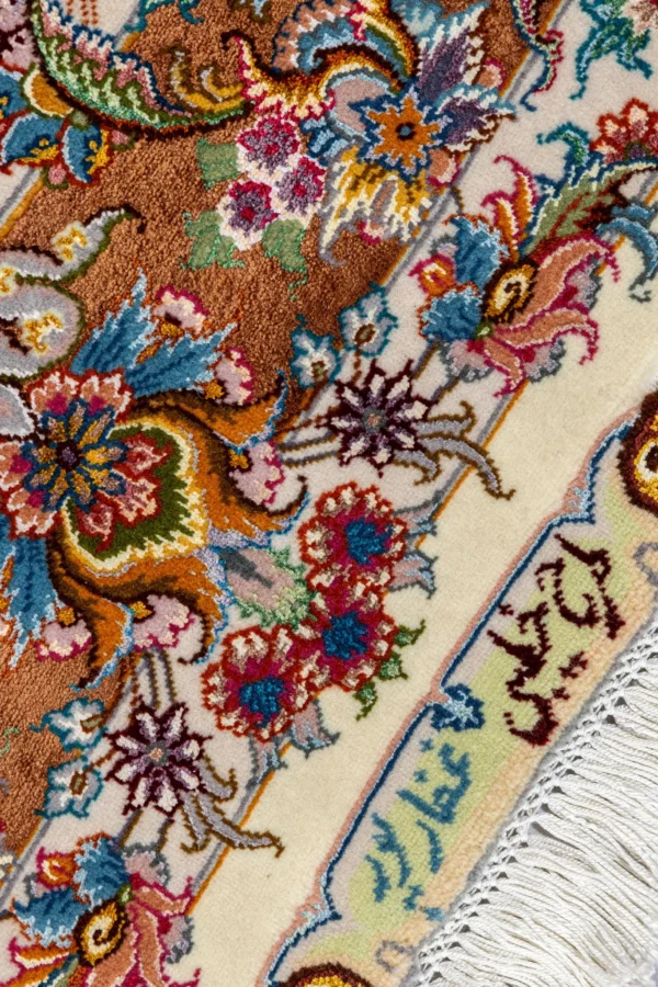 Persian hand-knotted Tabriz carpet with signature Khatibi floral motif, 60 Raj, fine wool and silk, measuring 2.10×1.54m – masterpiece craftsmanship from Iran.