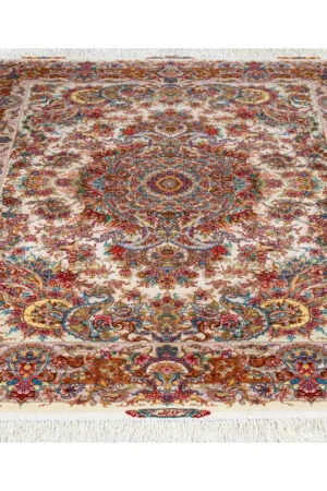 Hand-knotted Tabriz Khatibi Persian carpet in floral motif, 60 Raj, silk and fine wool, 3 sqm