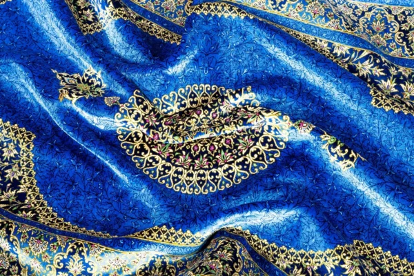 Sapphire Elegance - A collectible Persian silk - Image 7