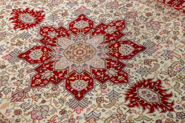 Royal Reflection – A Tabriz Twin Set, pair of Persian hand-knotted Heris carpets in fine wool and silk with high-grade cotton warp, 50 Raj density, each approx. 3 sqm.